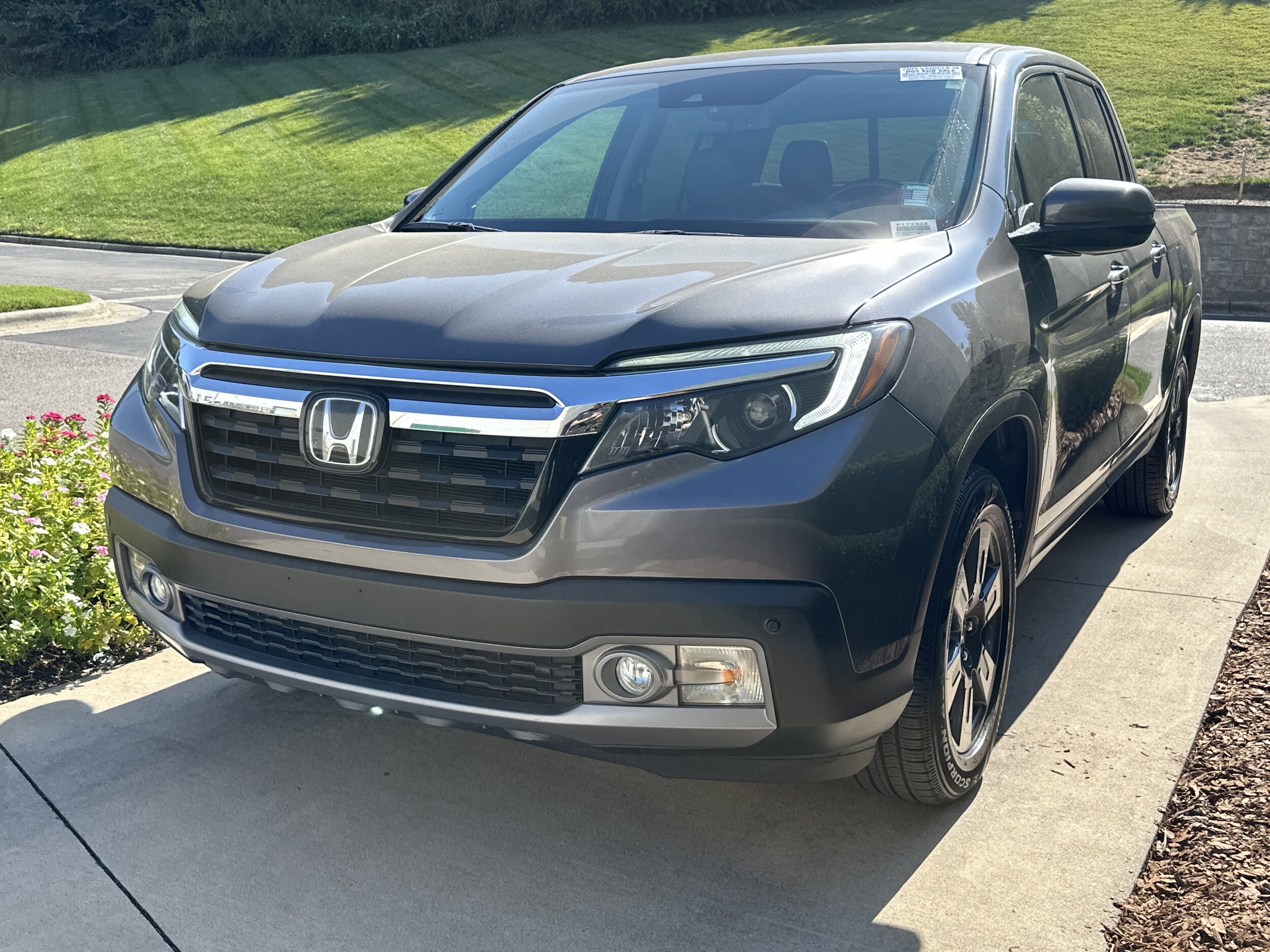 2019 Honda Ridgeline RTL-E photo 3