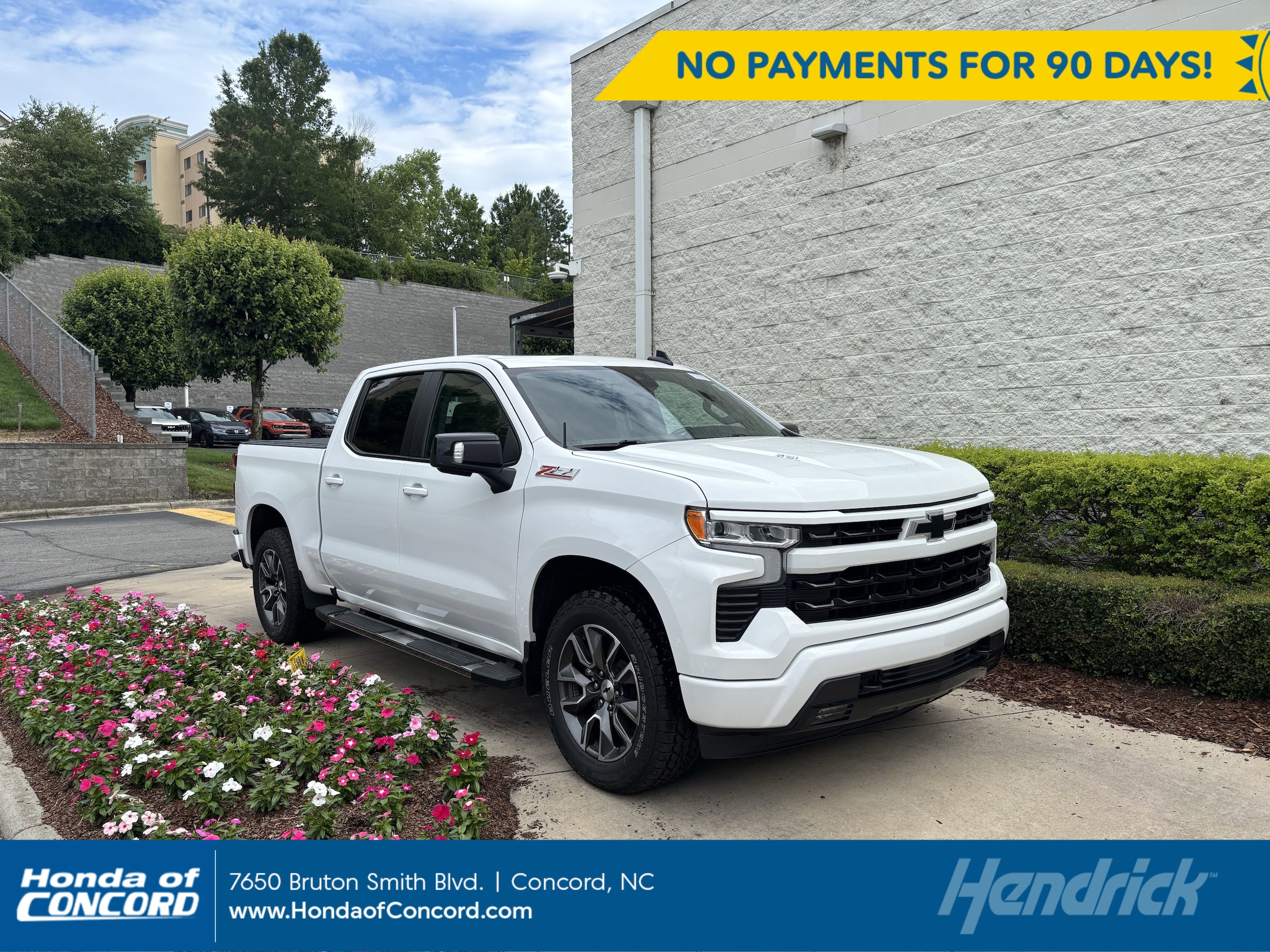 2023 Chevrolet Silverado 1500 RST 4X4 Crew Cab Short Box's photo