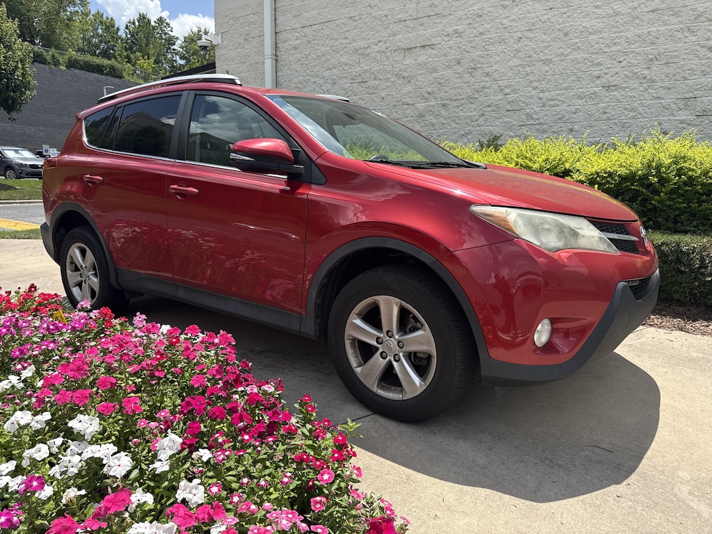 Used 2014 Toyota RAV4 XLE SUV