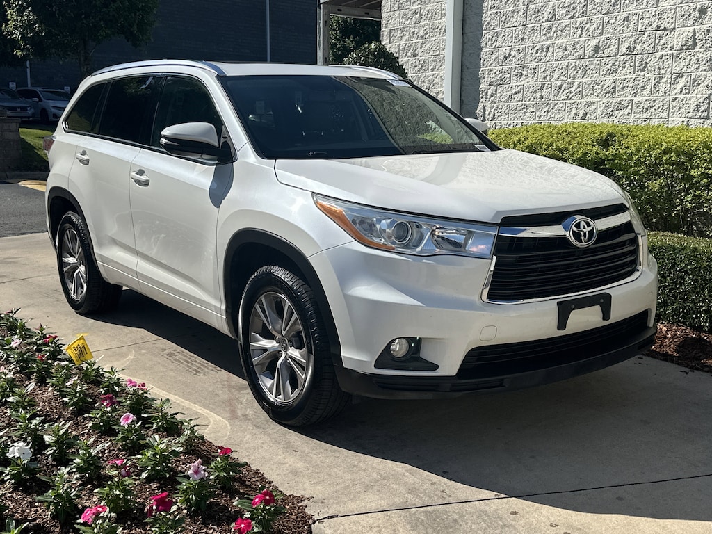 Used 2014 Toyota Highlander XLE SUV