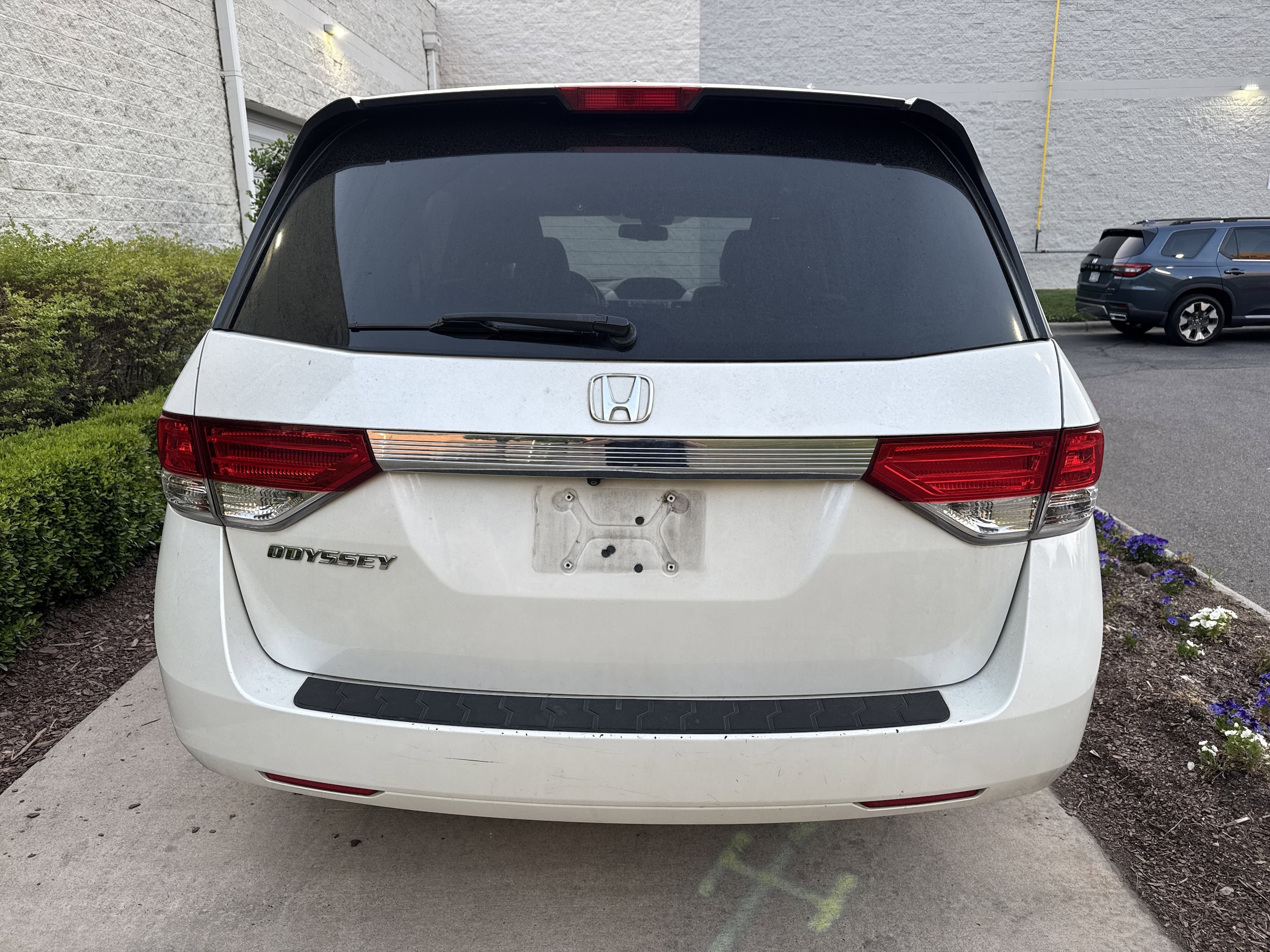 2016 Honda Odyssey EX-L photo 6