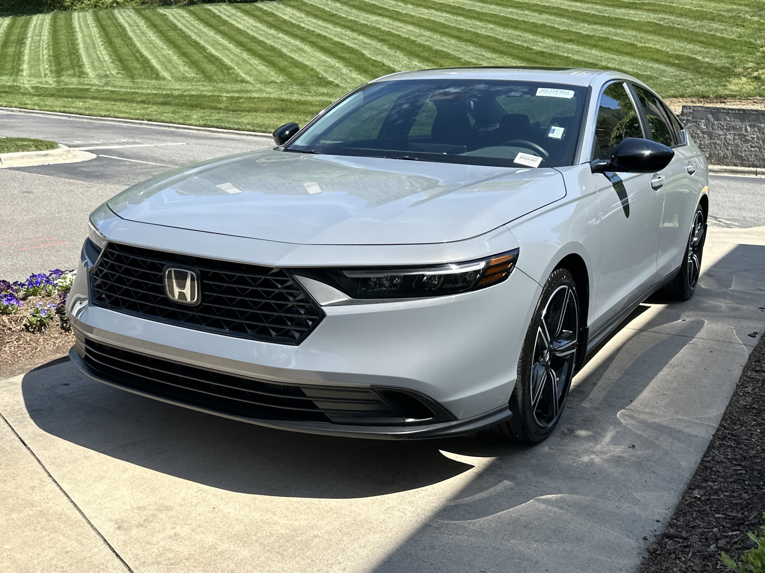 2023 Honda Accord Hybrid Sport photo 4