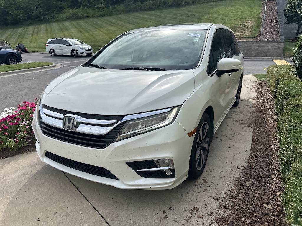 Used 2018 Honda Odyssey Elite Minivan