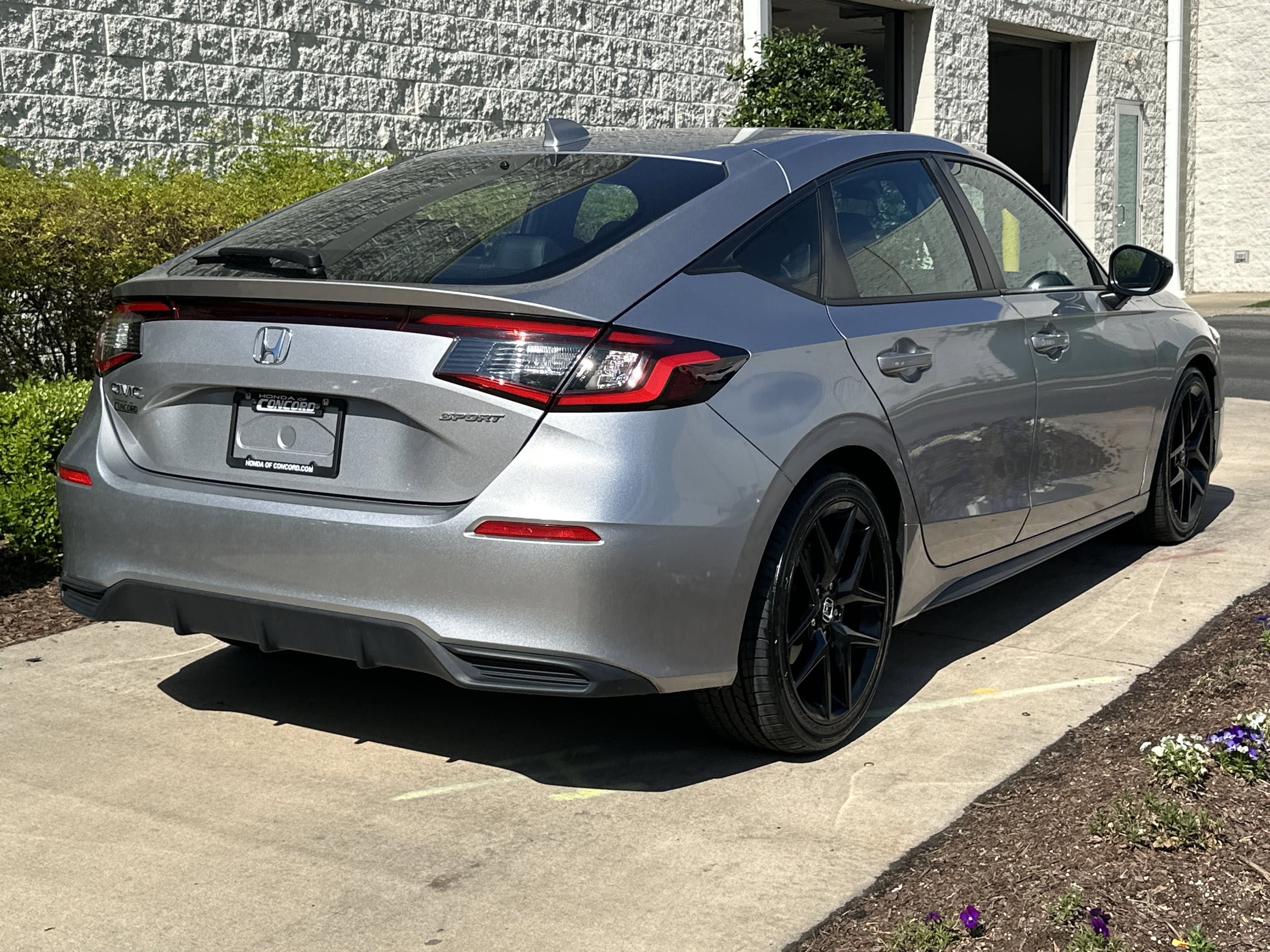 2022 Honda Civic Sport photo 3