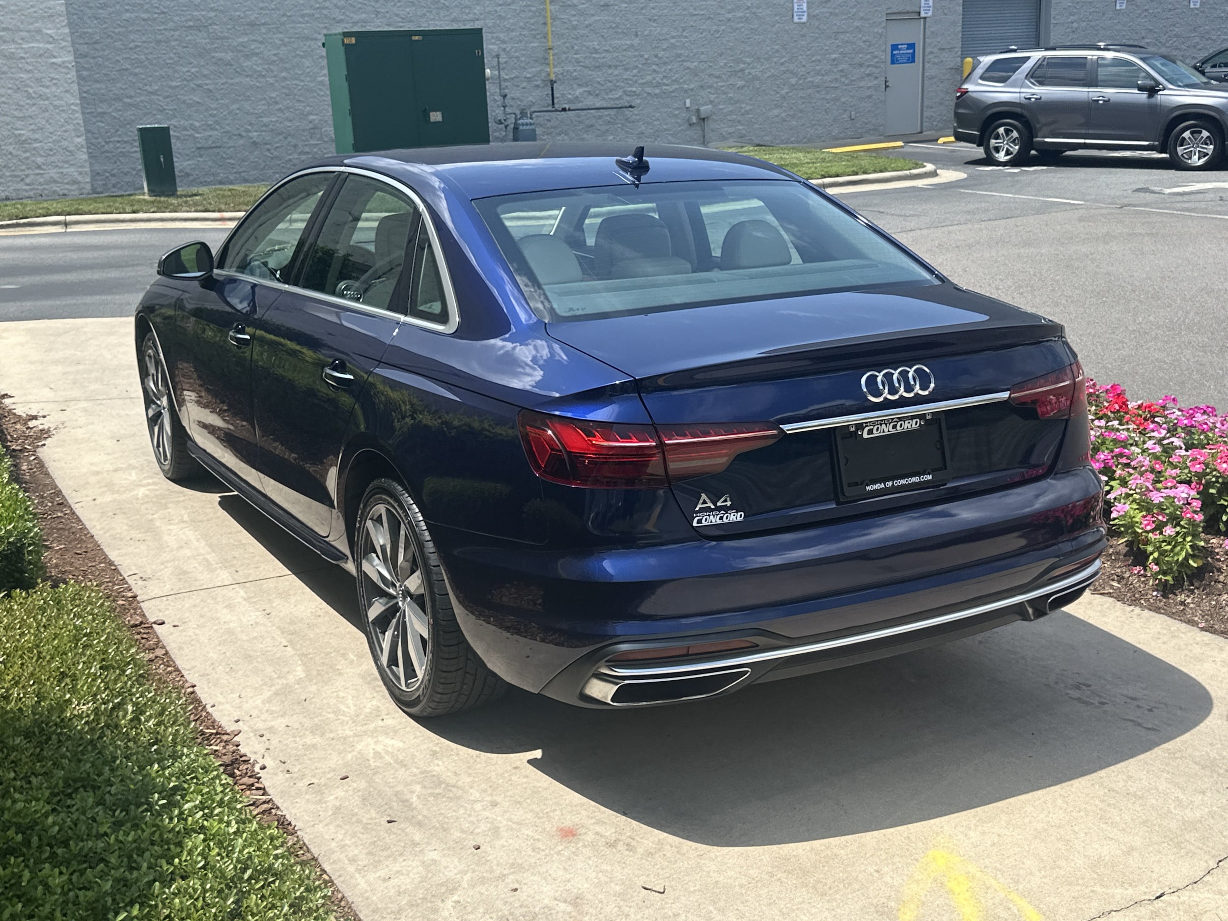 Audi A4 Sedan Premium