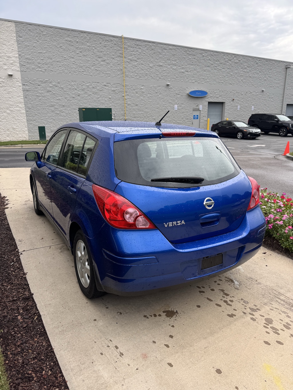 Used 2009 Nissan Versa 1.8 S Hatchback