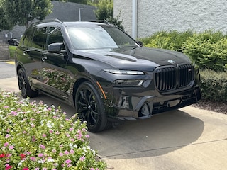 2025 BMW X7 M60i SUV