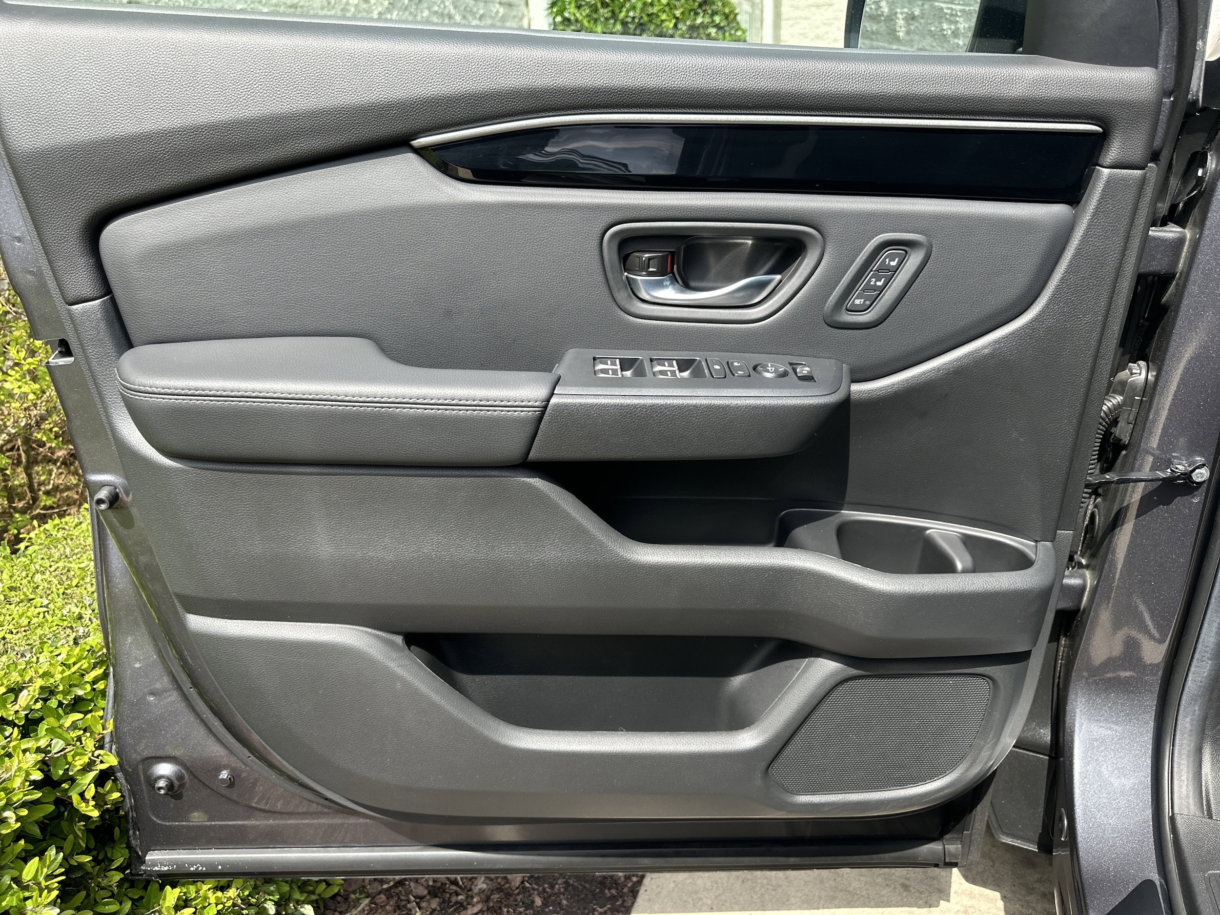 2025 Honda Pilot Touring photo 4