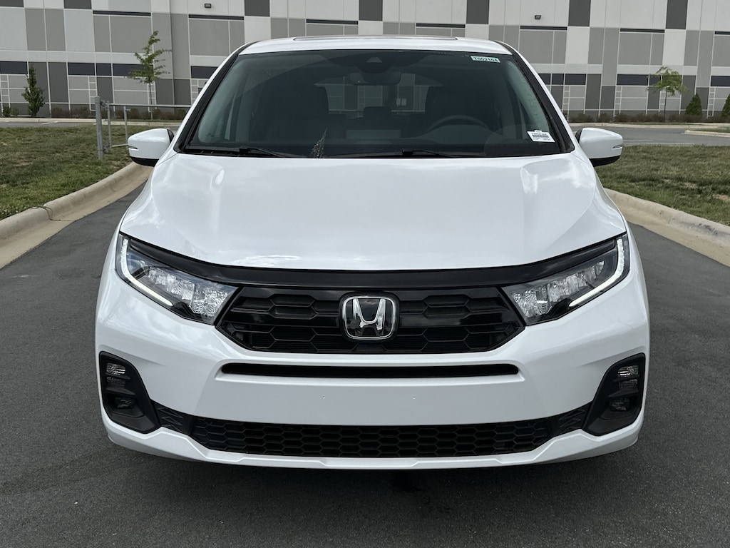 New 2026 Honda Odyssey Touring Minivan