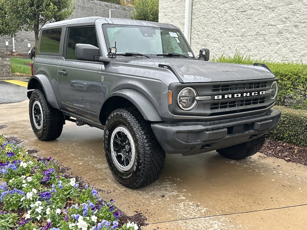 Used 2023 Ford Bronco  Convertible
