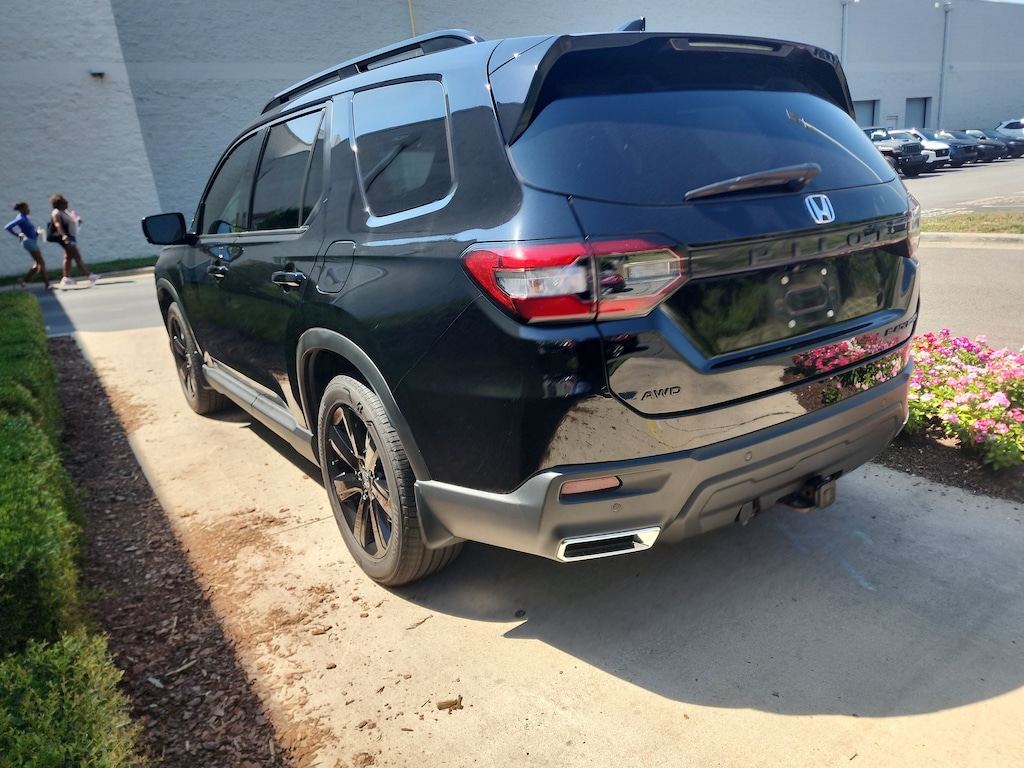 Certified 2025 Honda Pilot Black Edition SUV
