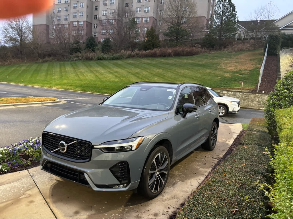 Used 2024 Volvo XC60 Plus Dark Theme SUV