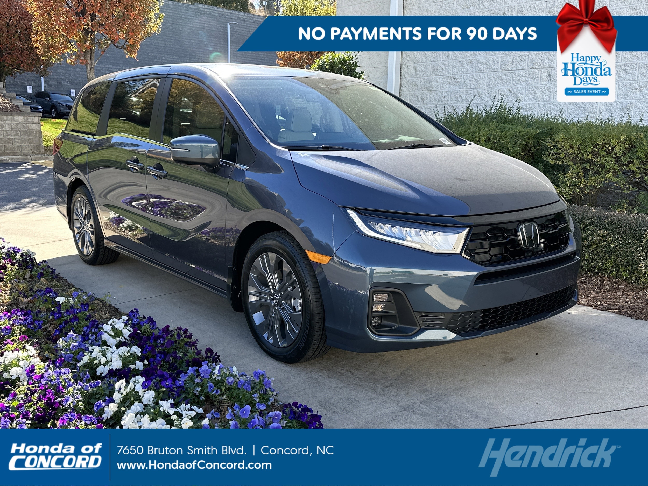 2026 Honda Odyssey Touring's photo