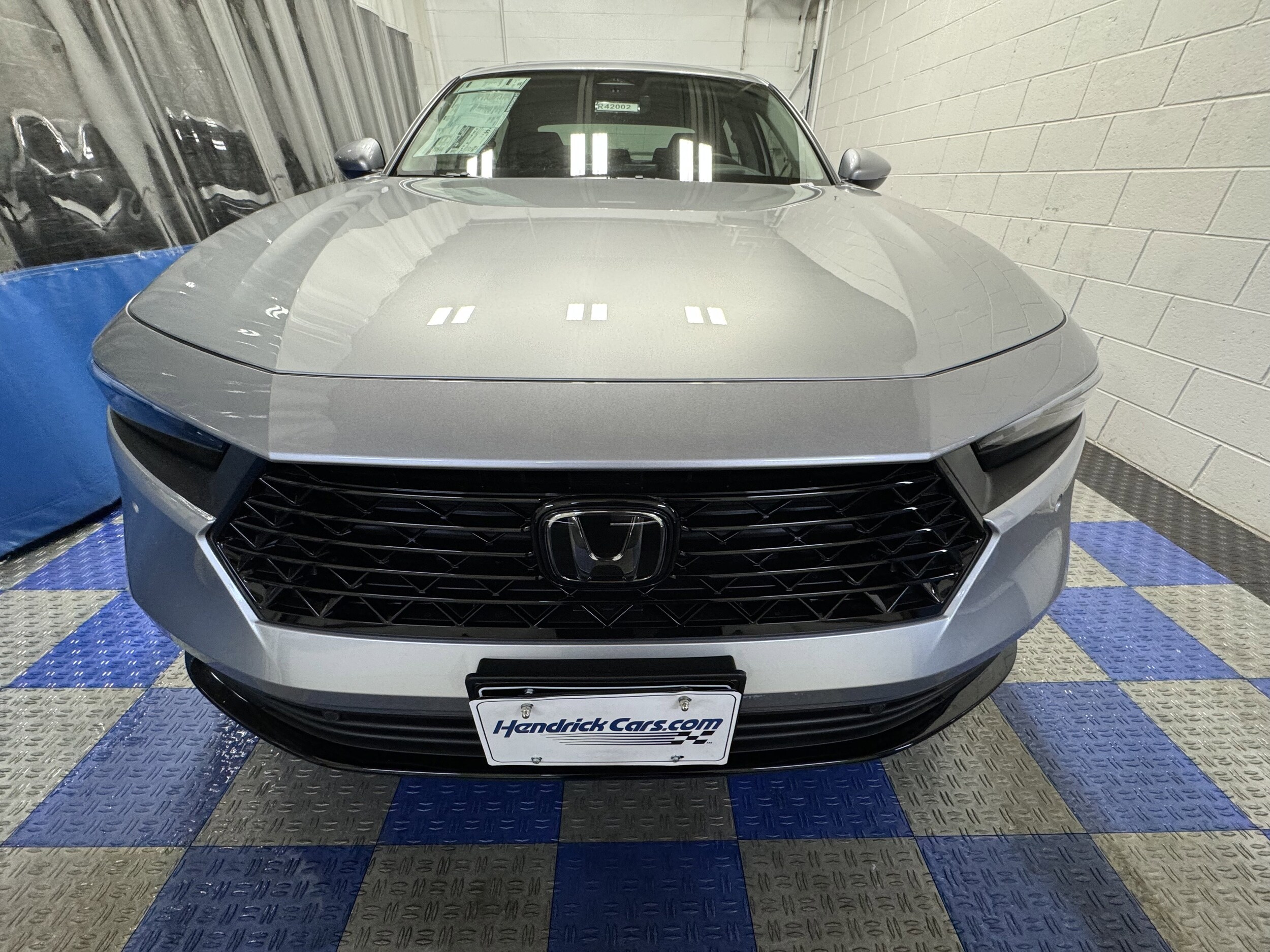 2025 Honda Accord Hybrid Touring photo 3
