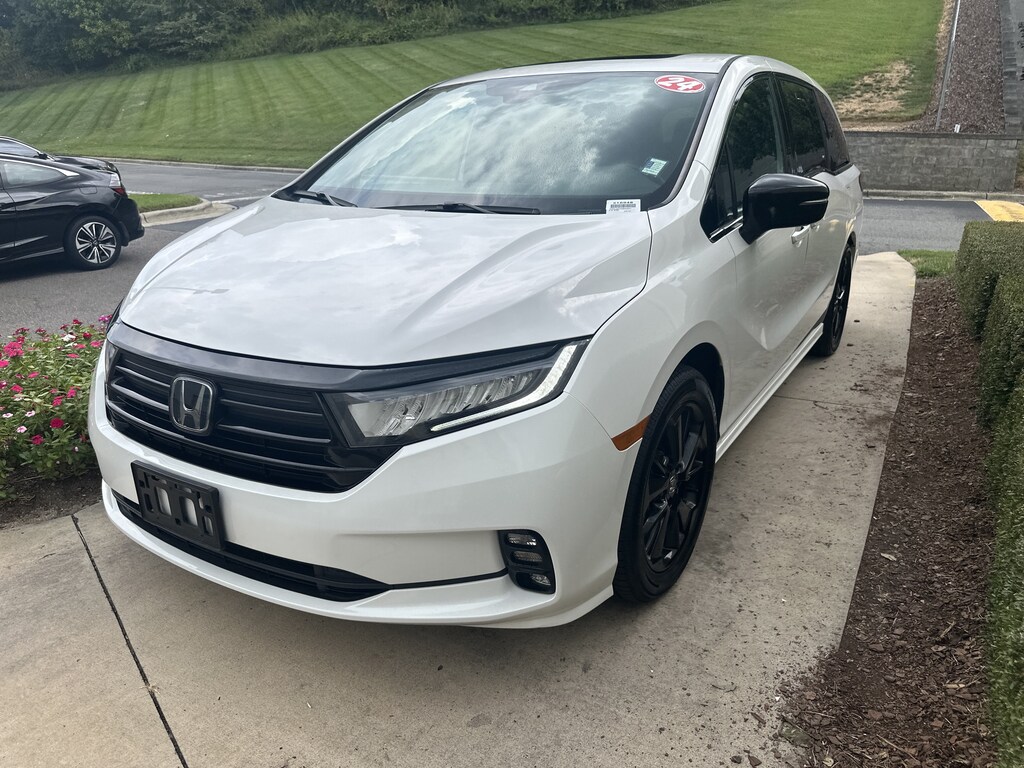 Used 2024 Honda Odyssey Sport Minivan