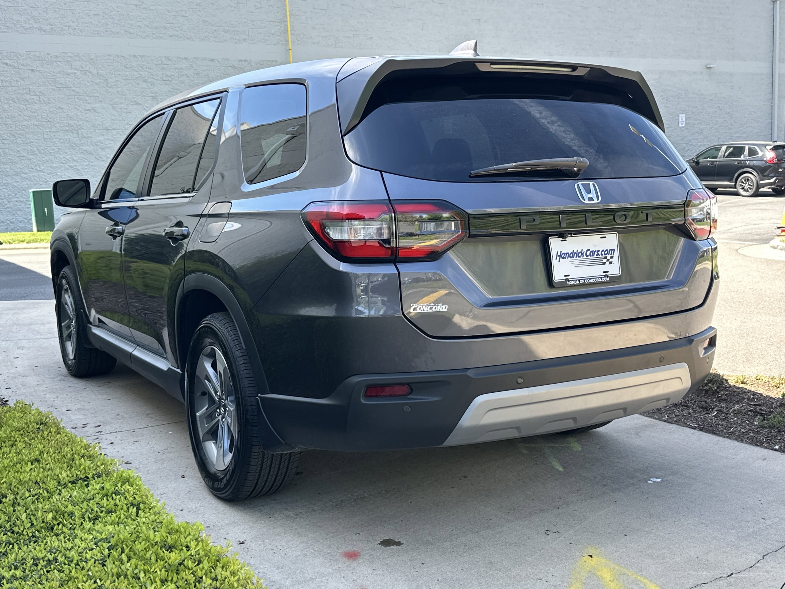 2025 Honda Pilot EX-L photo 4