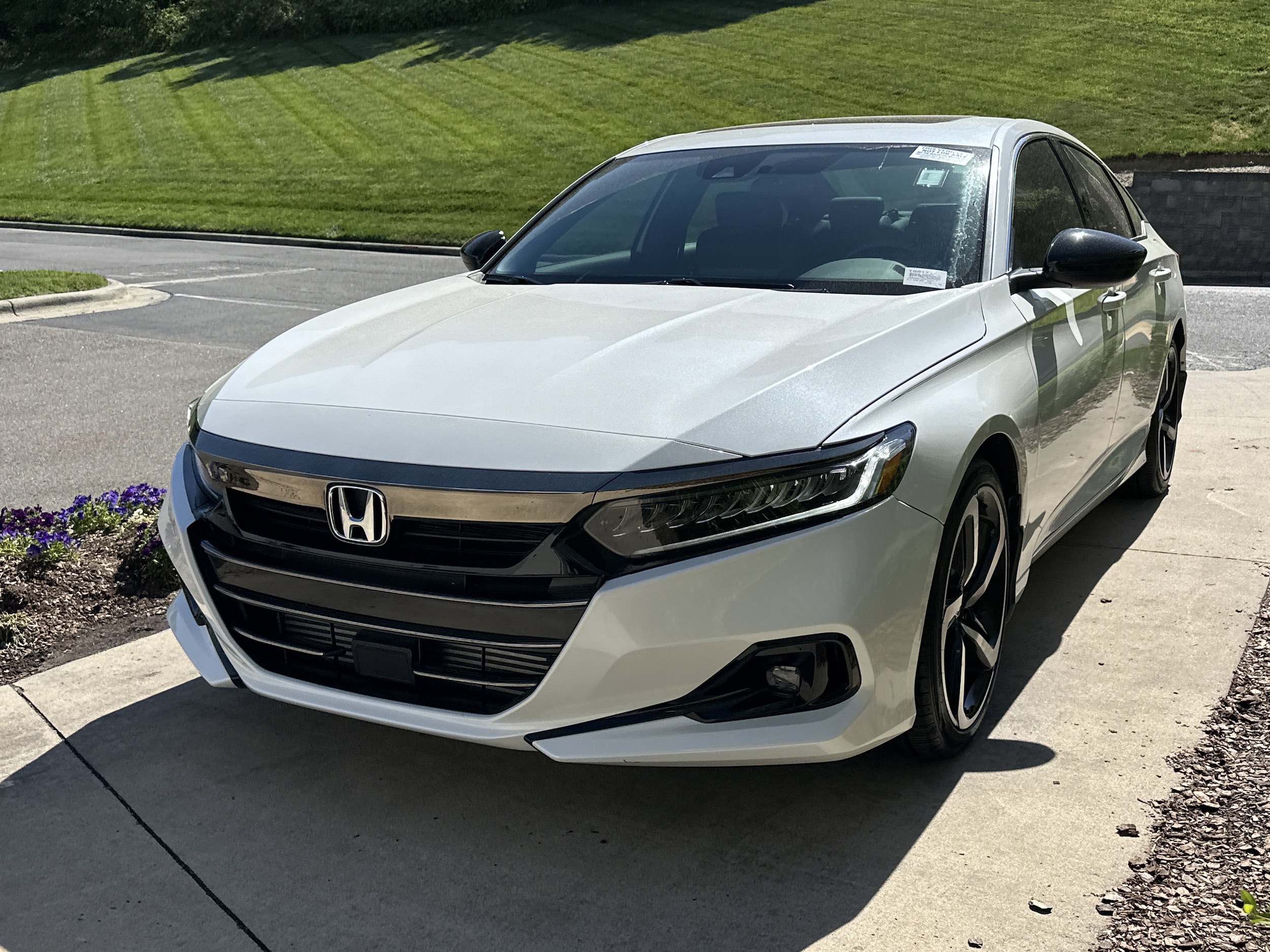 2022 Honda Accord Sport photo 4