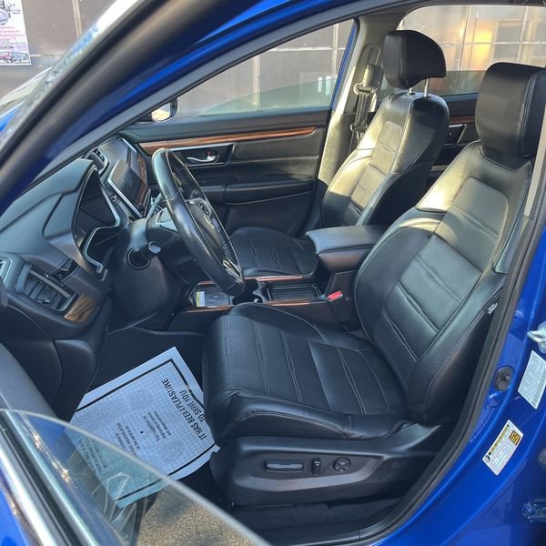 2022 Honda CR-V Touring photo 2