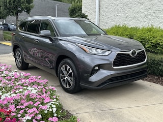 2020 Toyota Highlander XLE SUV