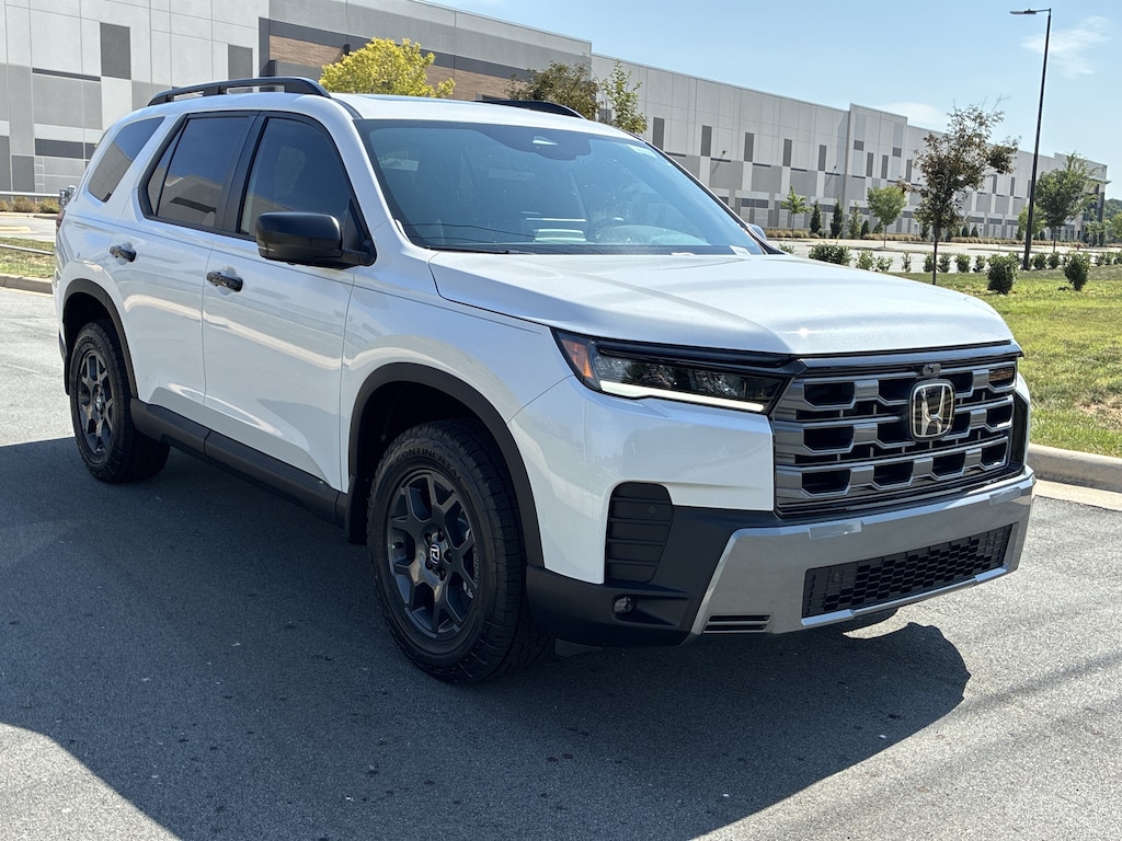 New 2026 Honda Pilot TrailSport SUV