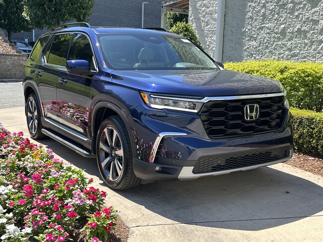 2025 Honda Pilot Touring SUV