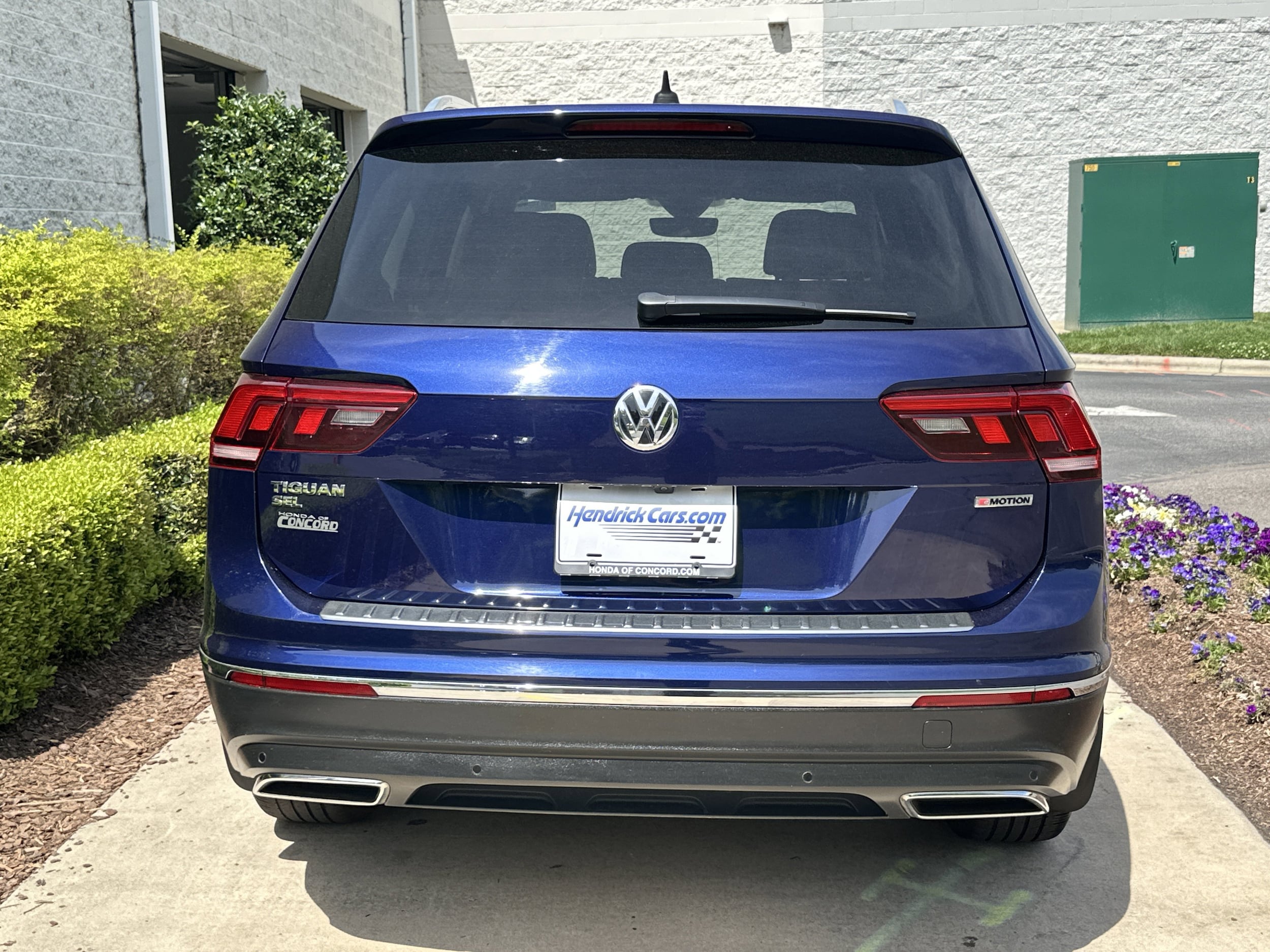 2021 Volkswagen Tiguan SEL photo 6