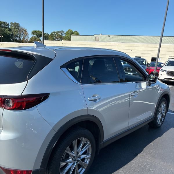 2021 Mazda CX-5 Grand Touring photo 3