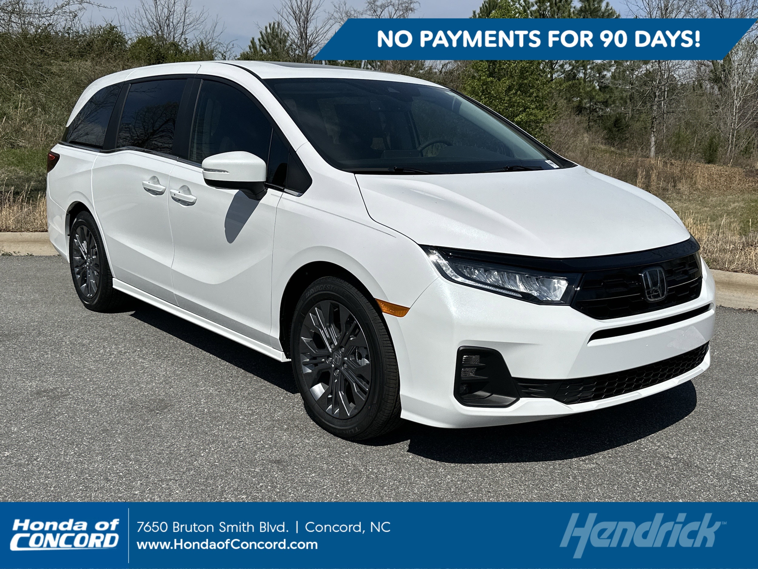 2026 Honda Odyssey Touring's photo