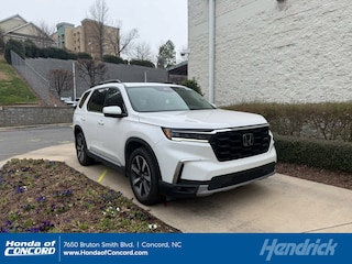 2024 Honda Pilot Touring SUV