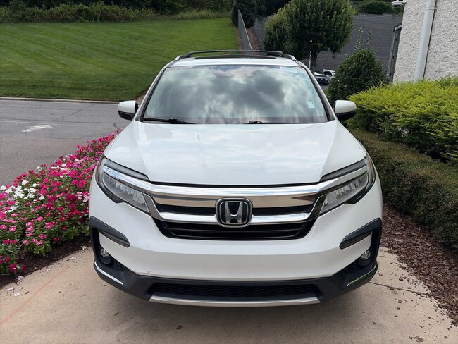2022 Honda Pilot Touring 7-Passenger SUV