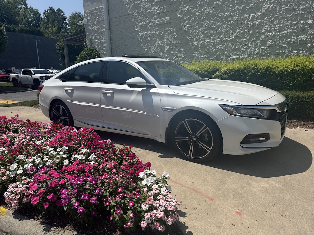 Used 2018 Honda Accord EX-L 2.0T Sedan