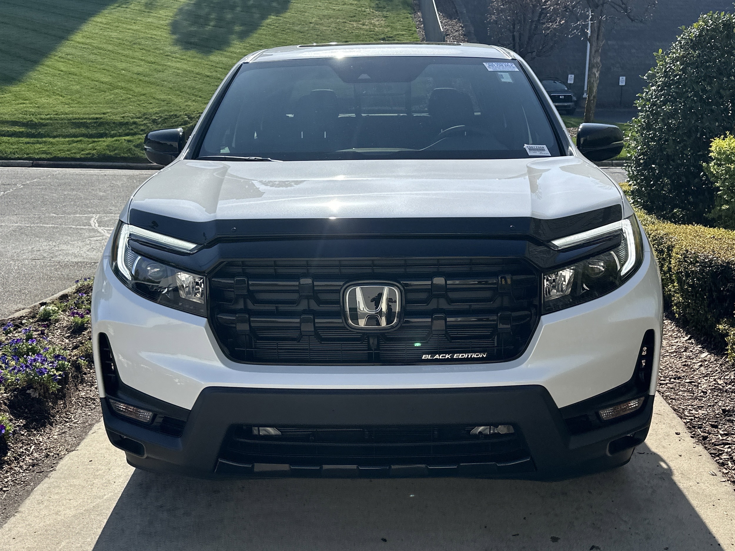 2026 Honda Ridgeline Black Edition photo 2