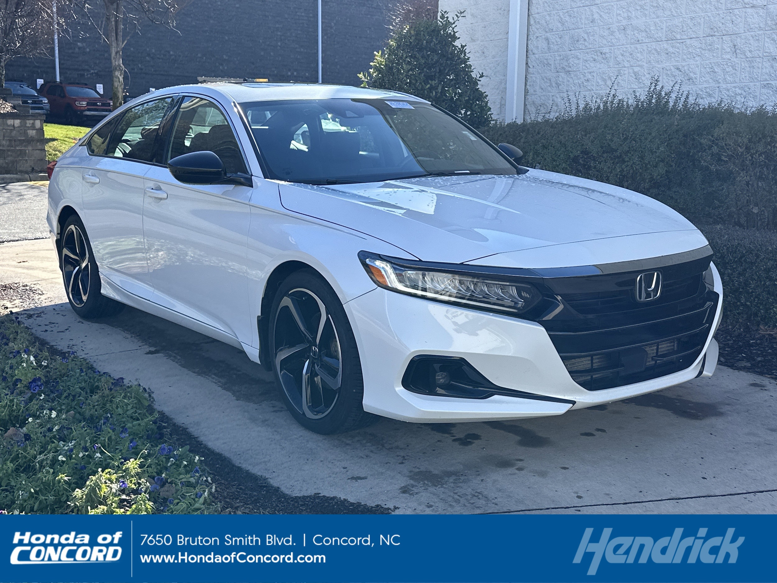 2021 Honda Accord Sport's photo
