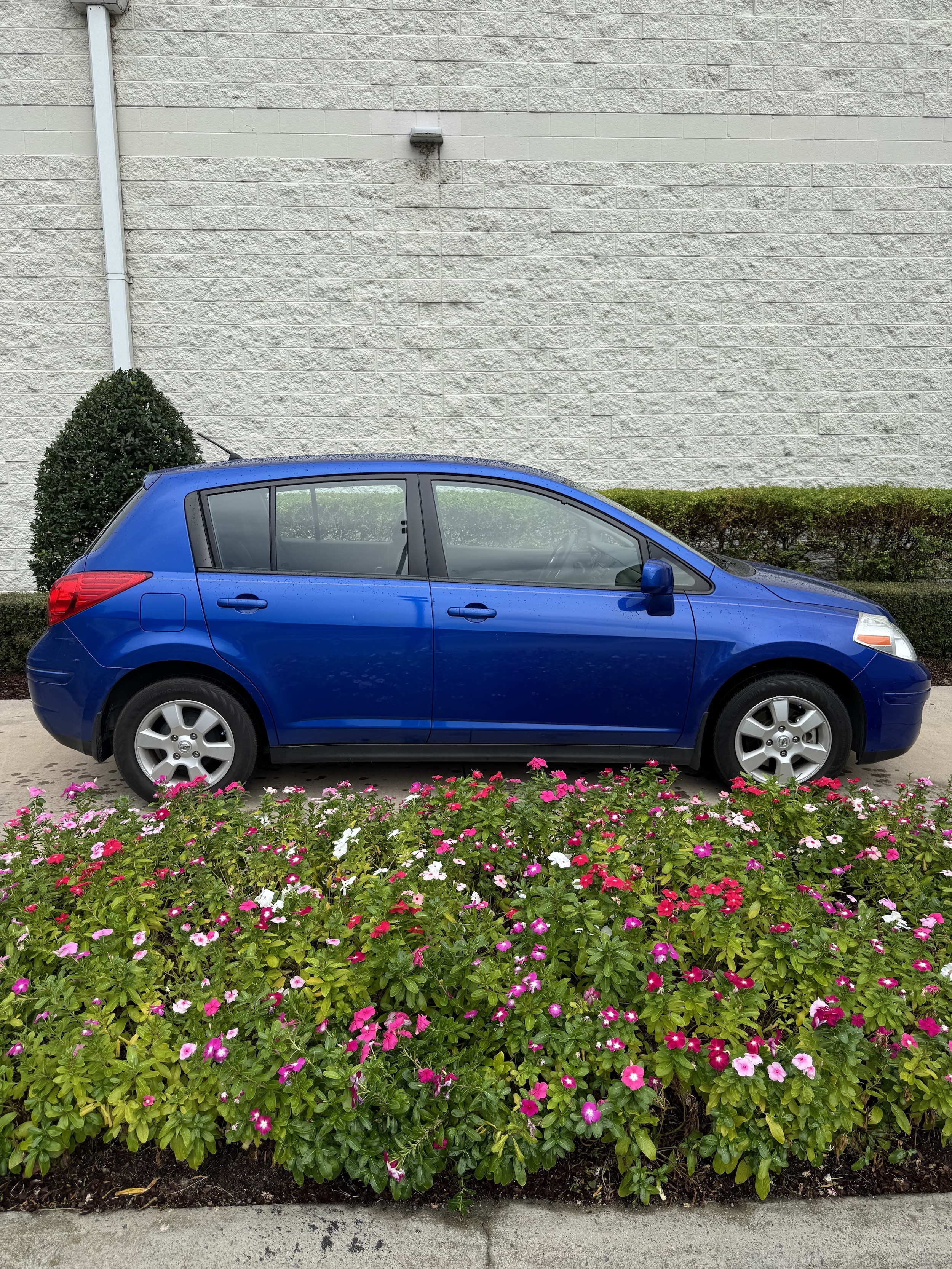 2009 Nissan Versa 1.8 S