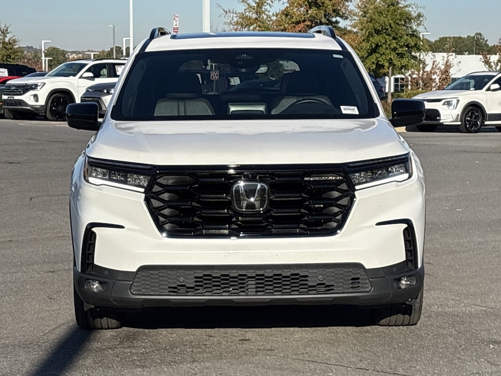 Used 2025 Honda Pilot Black Edition SUV