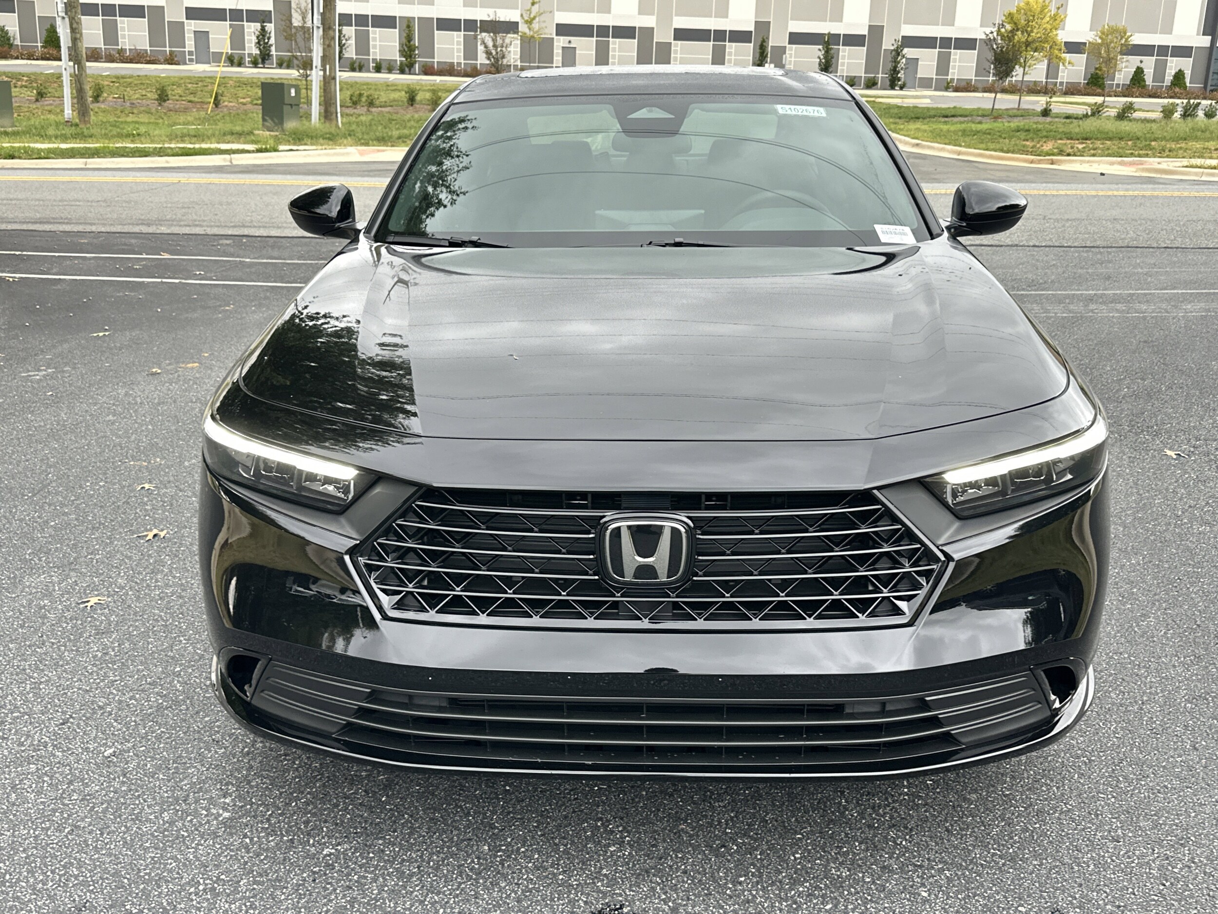 2025 Honda Accord Hybrid Sport-L photo 2