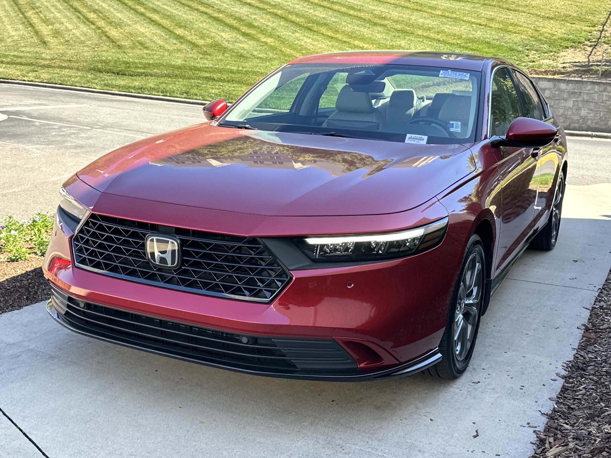 2023 Honda Accord Hybrid EX-L photo 3