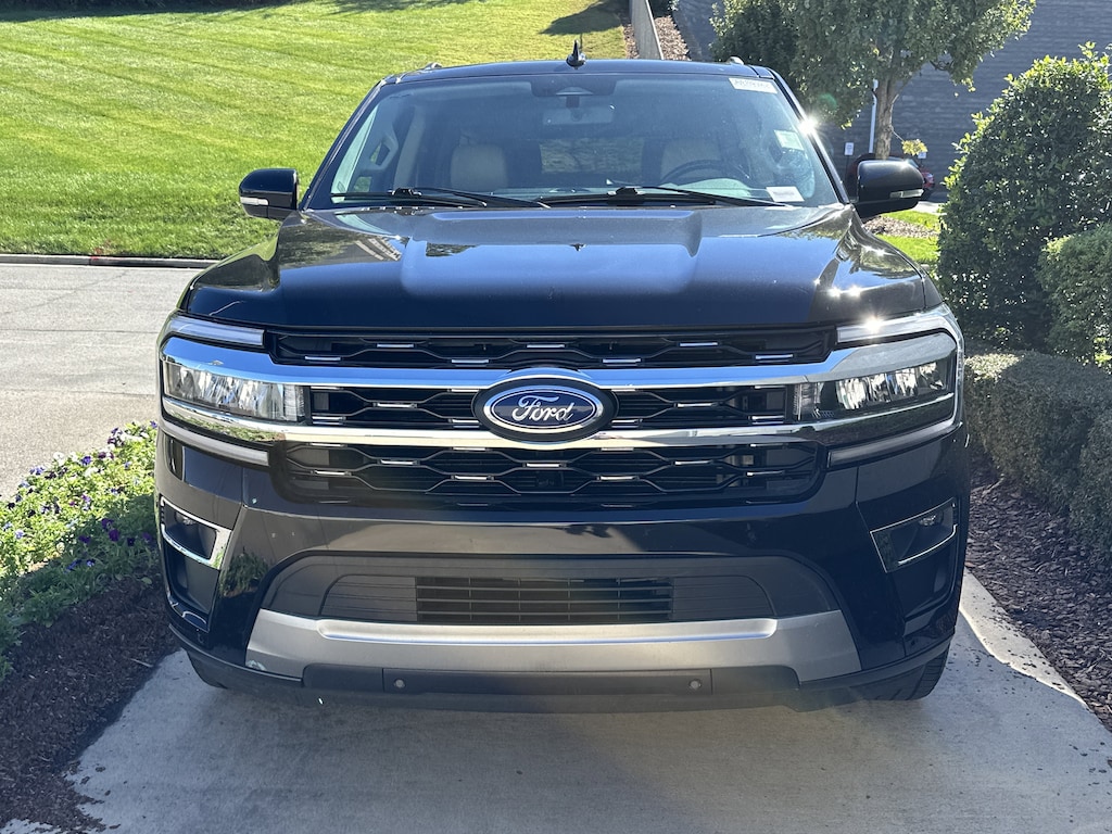 Used 2024 Ford Expedition Max Limited SUV