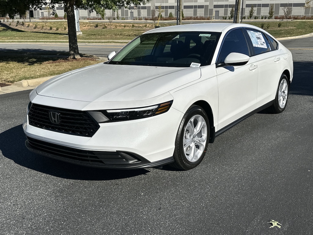 New 2025 Honda Accord LX CVT Sedan