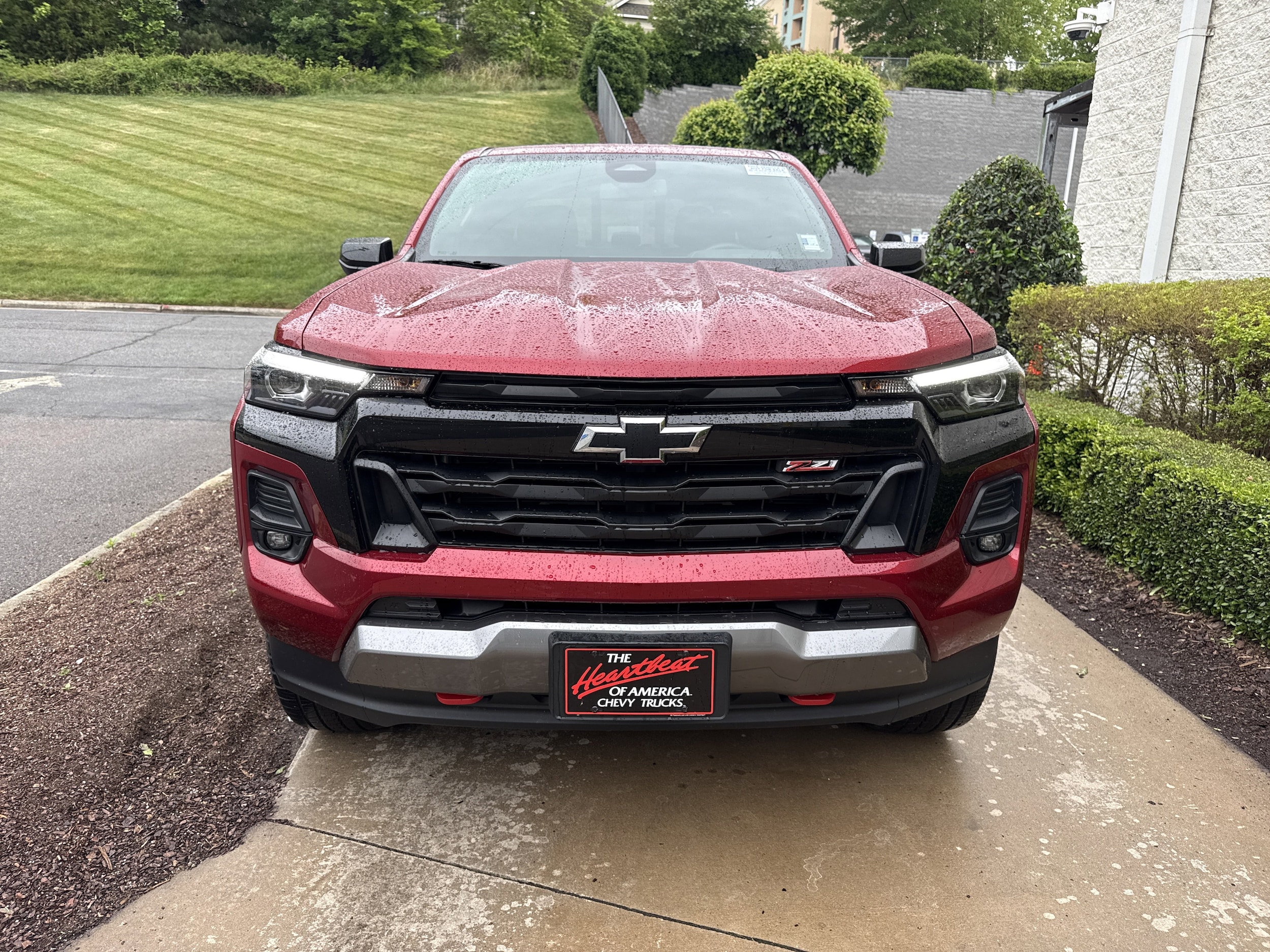 2026 Chevrolet Colorado 4WD Z71 photo 2