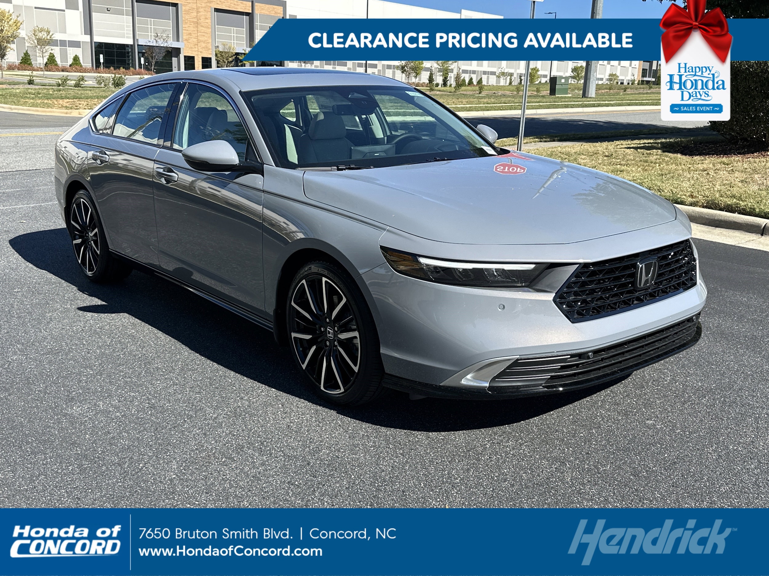 2025 Honda Accord Hybrid Touring's photo