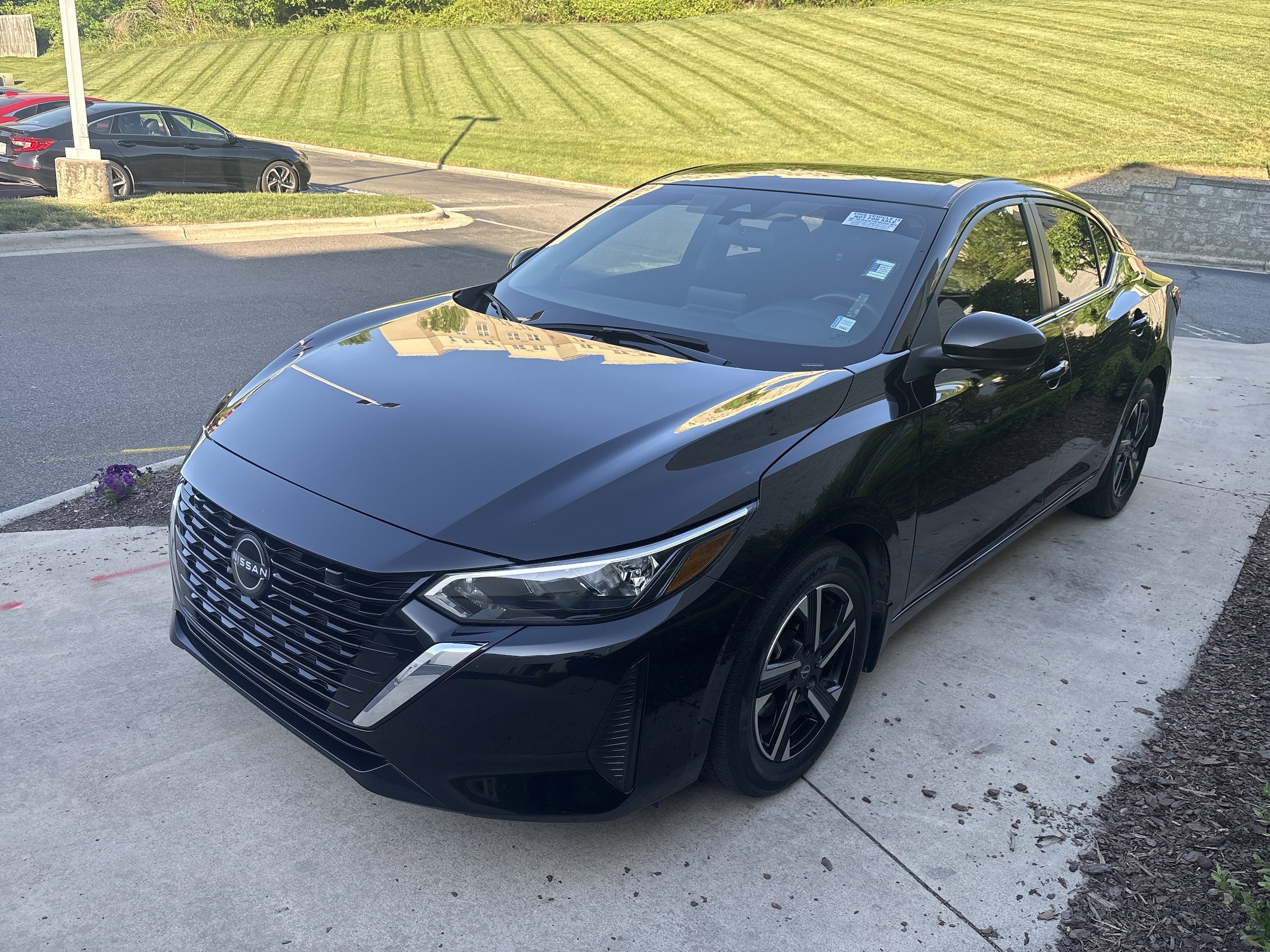 2024 Nissan Sentra SV photo 5