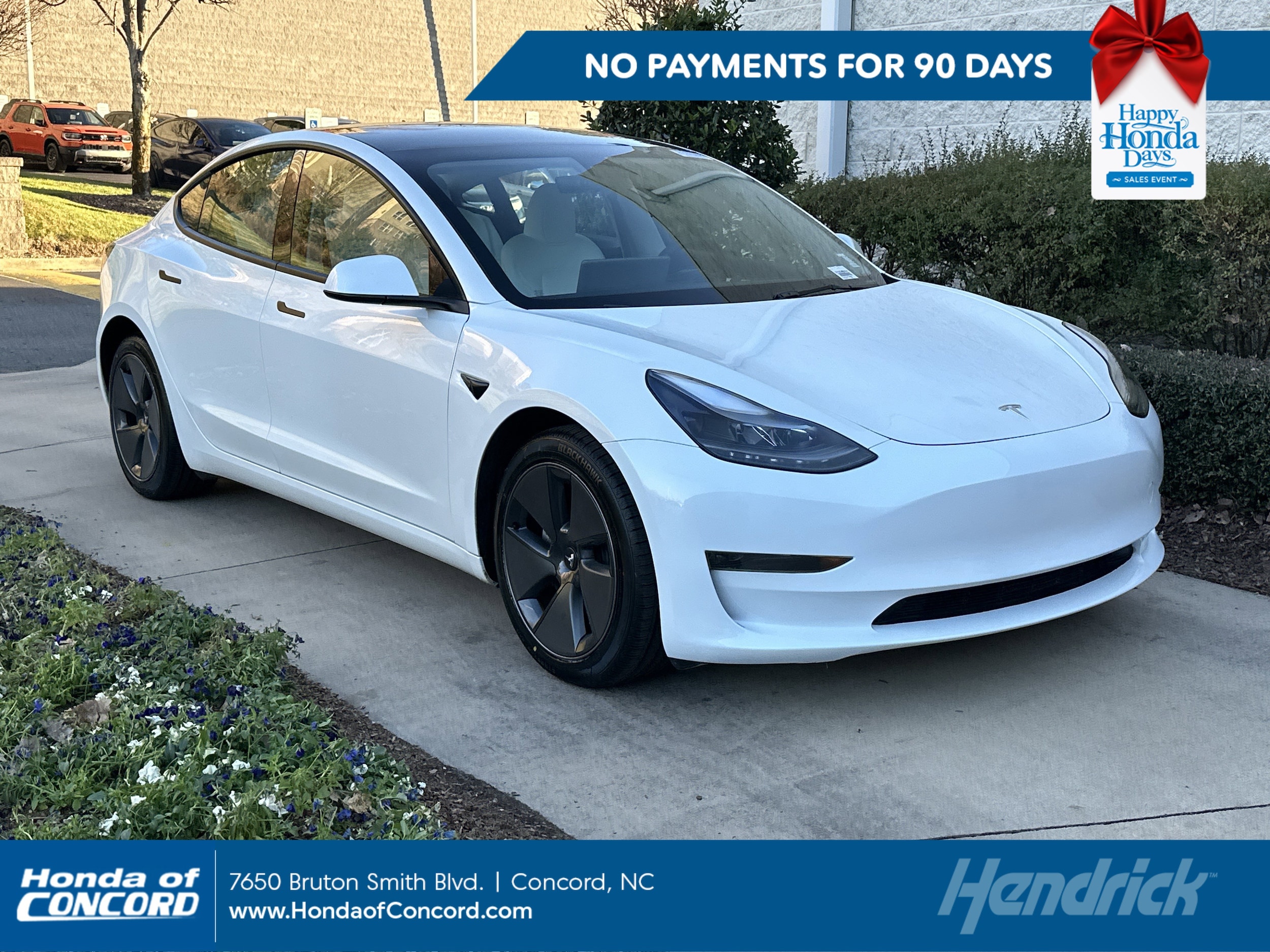 2023 Tesla Model 3 Base's photo