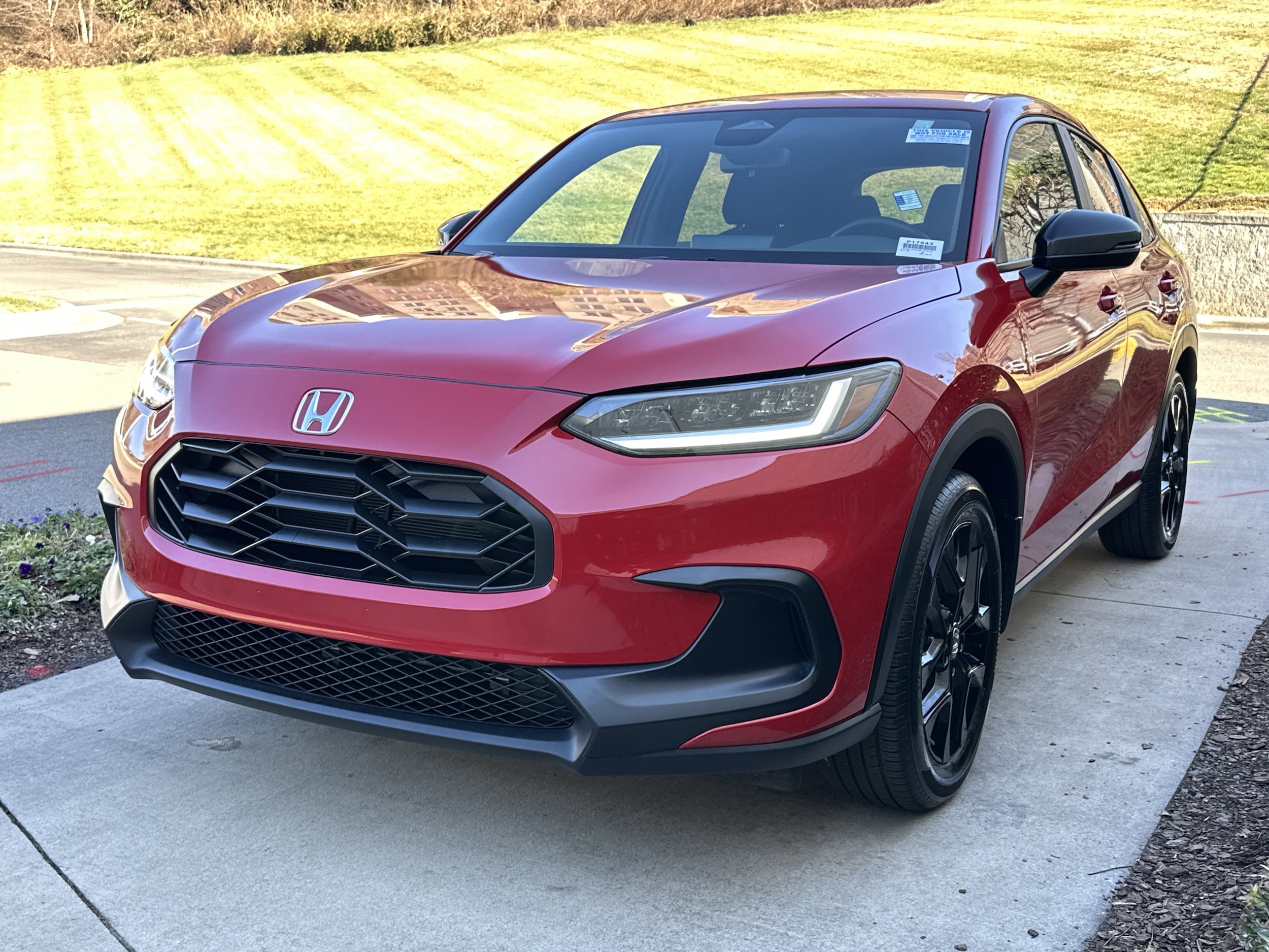 2025 Honda HR-V Sport photo 4