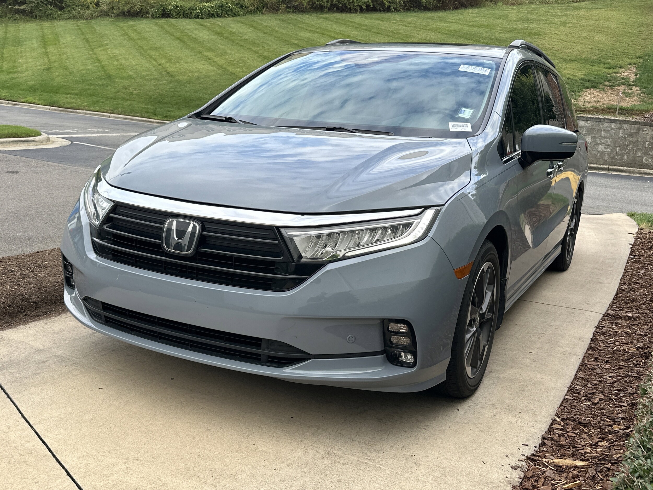 2023 Honda Odyssey Elite photo 3