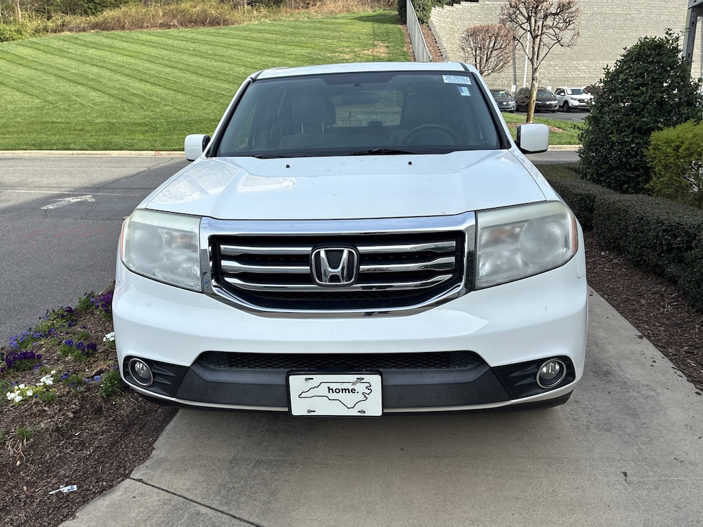 Used 2015 Honda Pilot SE SUV