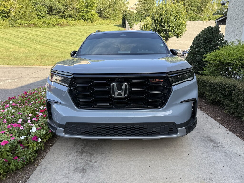 Certified 2025 Honda Pilot TrailSport SUV