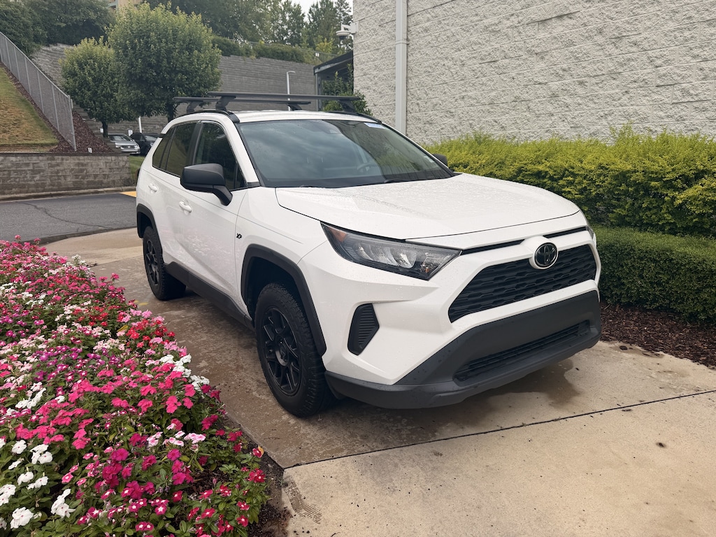 Used 2021 Toyota RAV4 LE SUV