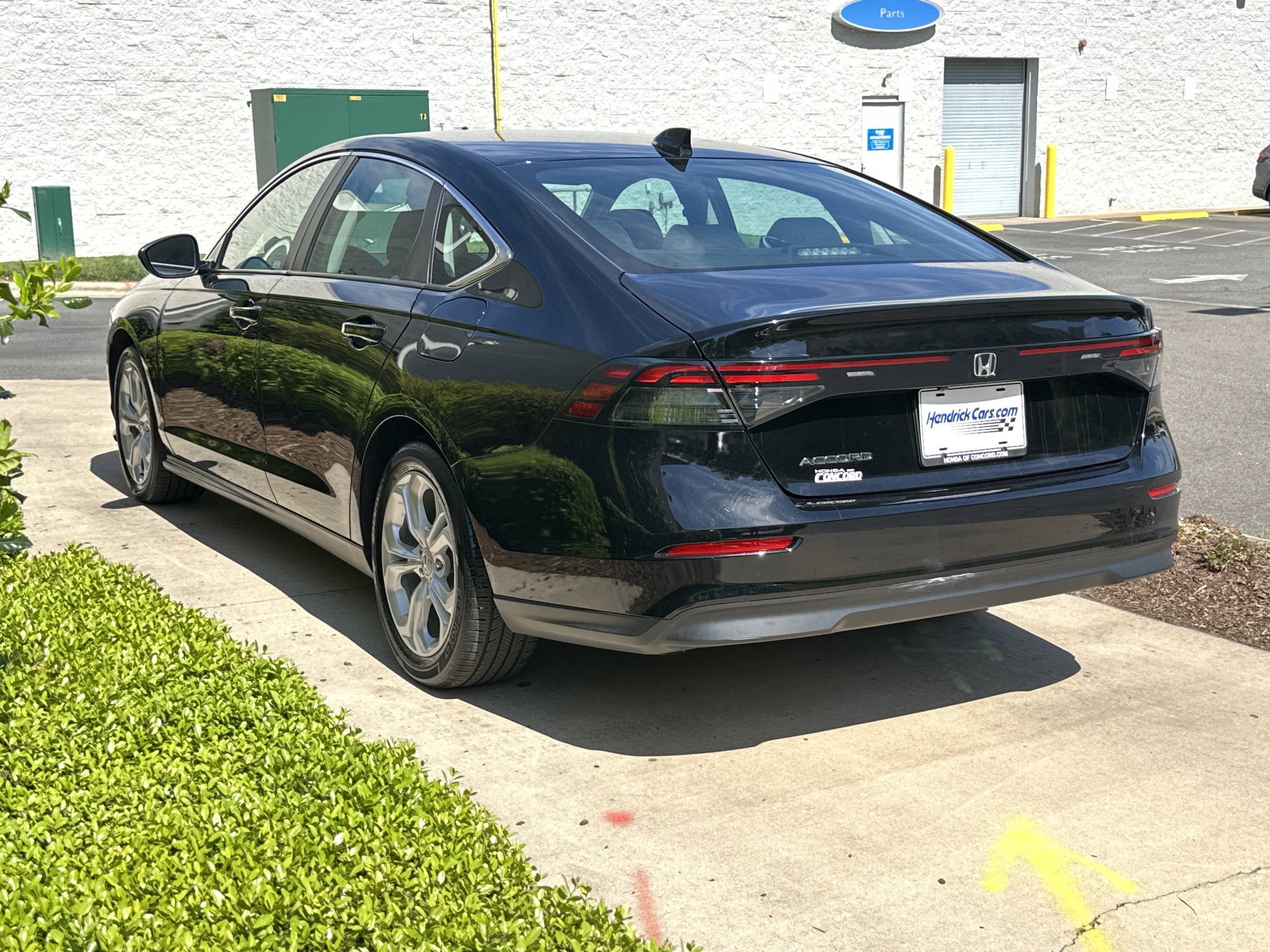 2023 Honda Accord LX photo 5