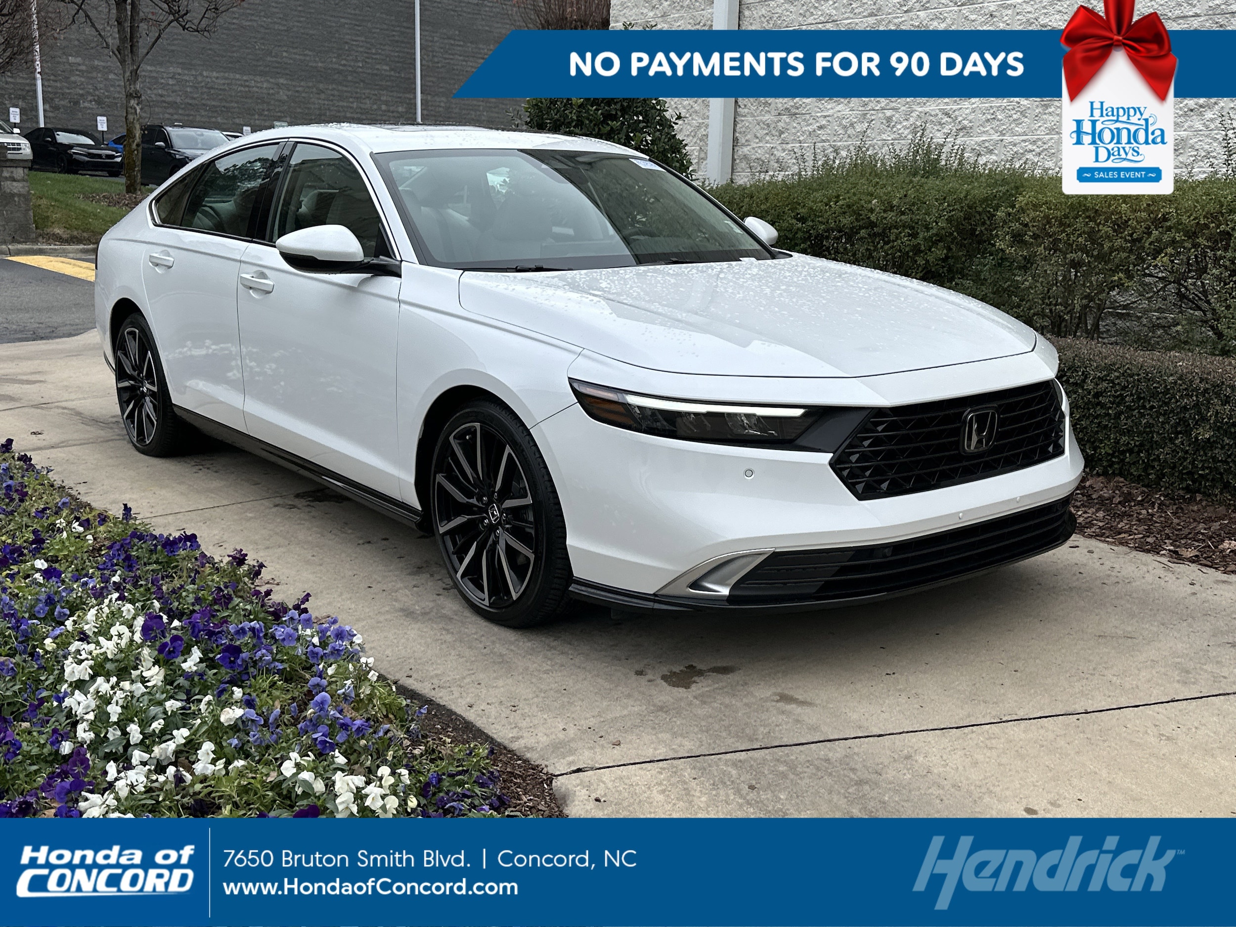 2023 Honda Accord Hybrid Touring's photo